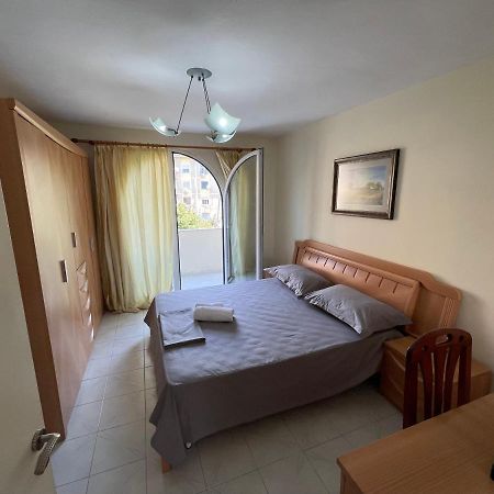 Tirana Flora Center Apartment Eksteriør billede