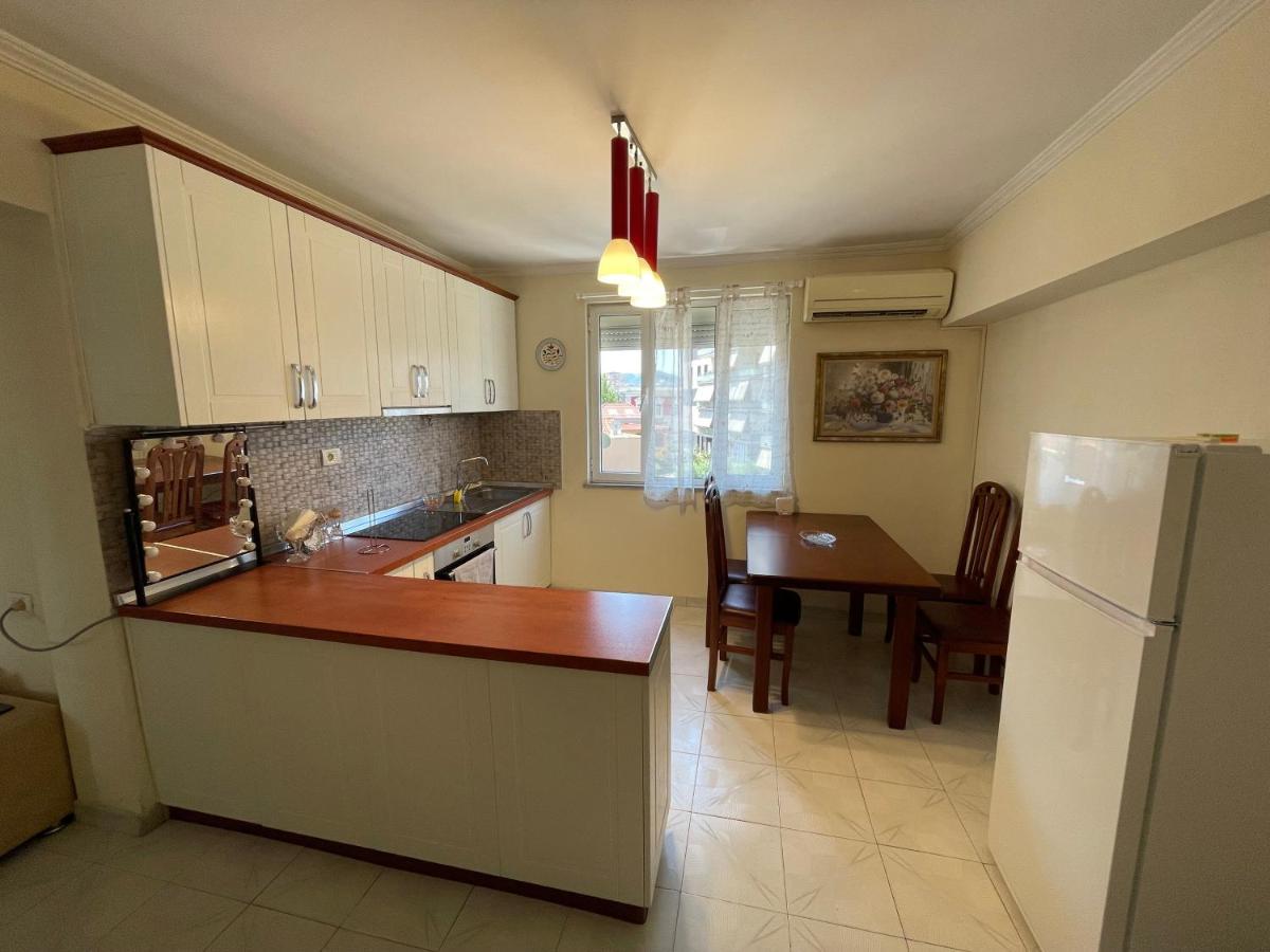 Tirana Flora Center Apartment Eksteriør billede